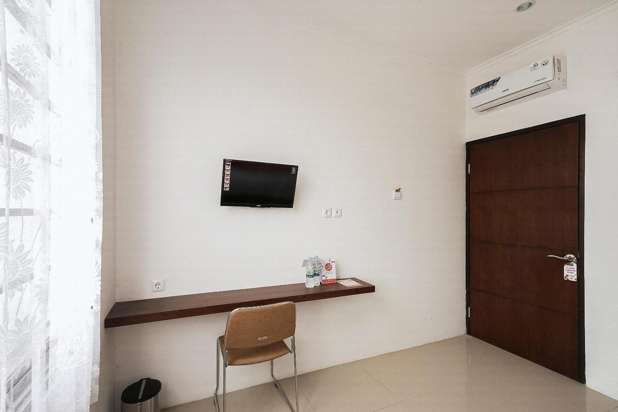 Super Oyo 2183 Cibeureum Residence Bandung Exterior foto